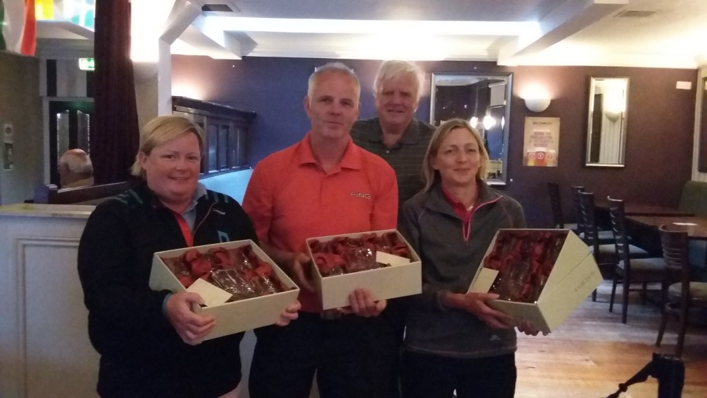 Rose Harrington, Cathy Mac Guinness, and Tony Donovan, who won the 2016 Munster Squash Golf Classic with 52 points